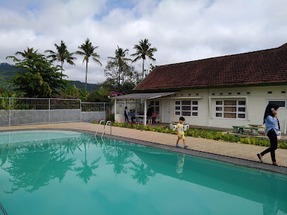 Liburan Hemat dan Nyaman di Hostel Pujon Indah Batu